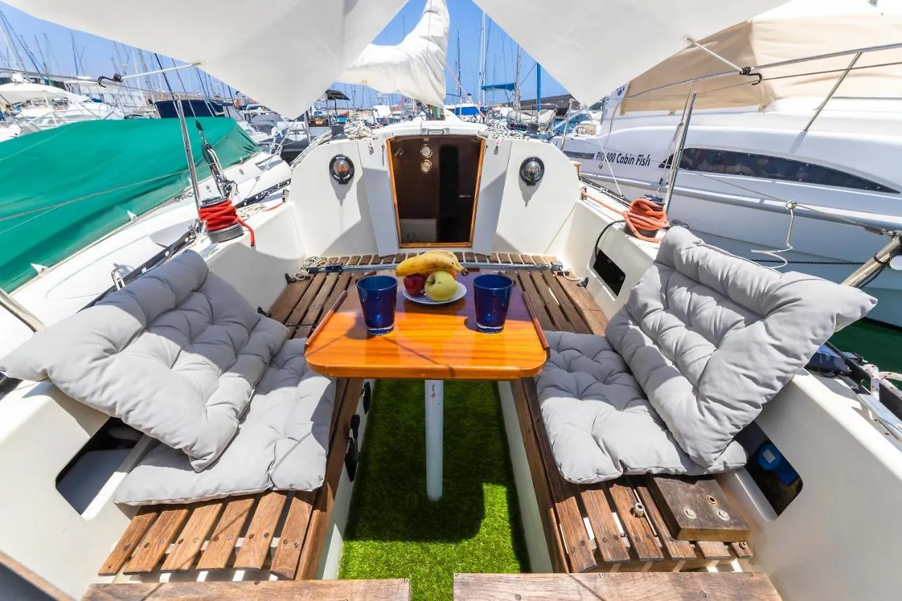 Seaside Chill-Out Stay On A Sail Yacht Puerto Calero 0*,